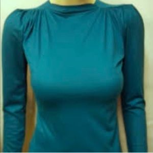 Knit long sleeve top